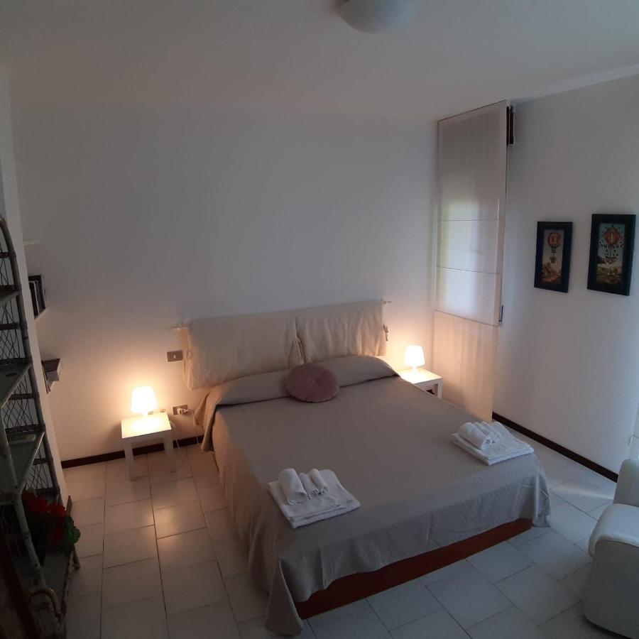 Bonaria Apartment Кальяри Экстерьер фото